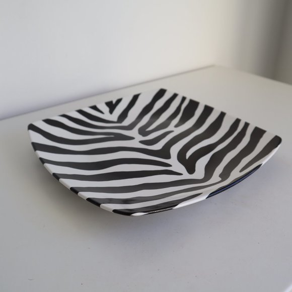 Zebra Pattern Accent Fine China Serving Plate, 222 Fifth - Picture 4 of 8